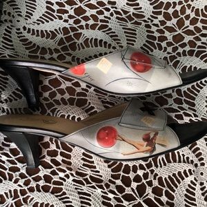 Gorgeous ICON Slides Sz.9.5 B